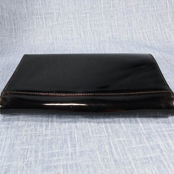 1960s Vintage Patent Black Clutch by Ande' - Picture 4 of 10